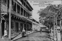 Dakar, le boulevard Pinet-Laprade, la Poste