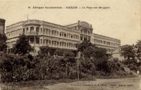 Dakar, la Poste vue des quais