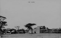 Louga – En 1948, la ville de Louga, chef-lieu de cercle, a une population constituée de 84 Métropolitains, 204 Libano-syriens, 3 métis français, 12 300 Africains et 16 étrangers.