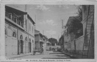 Saint-Louis, rue de la Mosquée, au fond la Poste