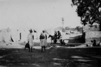 Bamako, courtier indigène - légende manuscrite, photo prise par un amateur et datée au dos du 28.10.1942