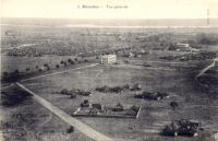 Bamako, vue générale – Bamako est le lieu de résidence du gouverneur du Soudan Français, la plus vaste colonie de l’AOF avec une superficie de 1 800 000 km² (six fois et demi celle de la métropole colonisatrice !)